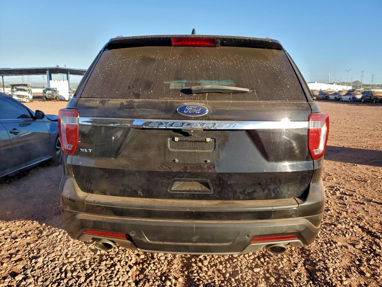 2018 FORD EXPLORER XLT photo 6