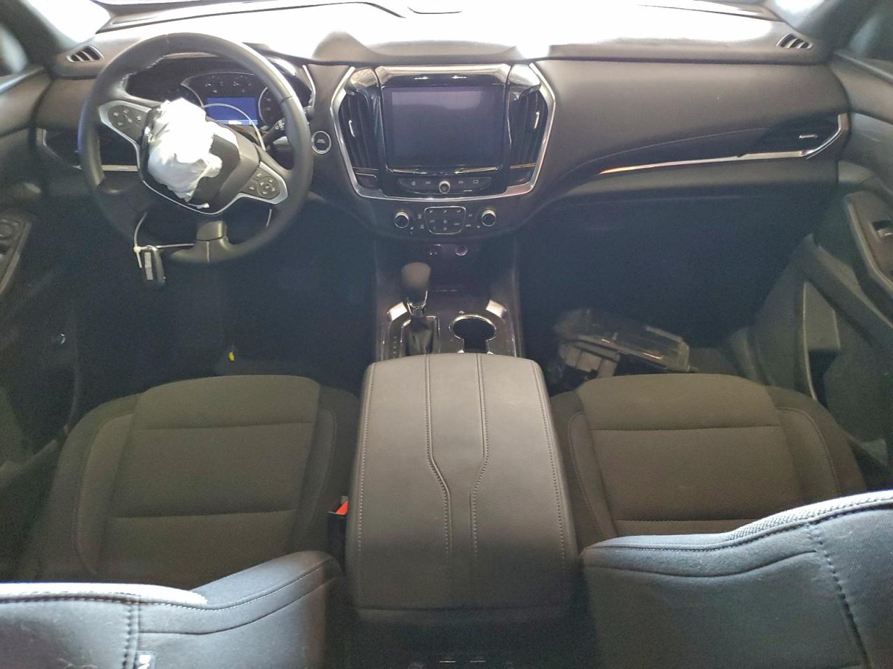 2023 CHEVROLET TRAVERSE LT photo 8