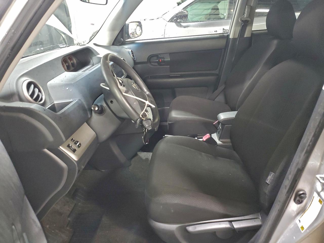 2008 TOYOTA SCION XB photo 7