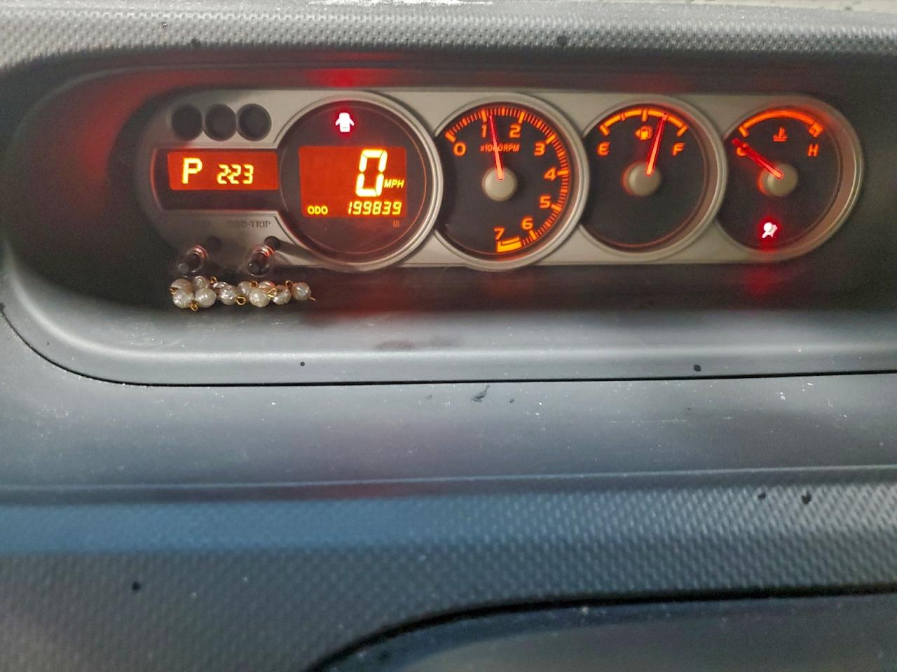2008 TOYOTA SCION XB photo 9