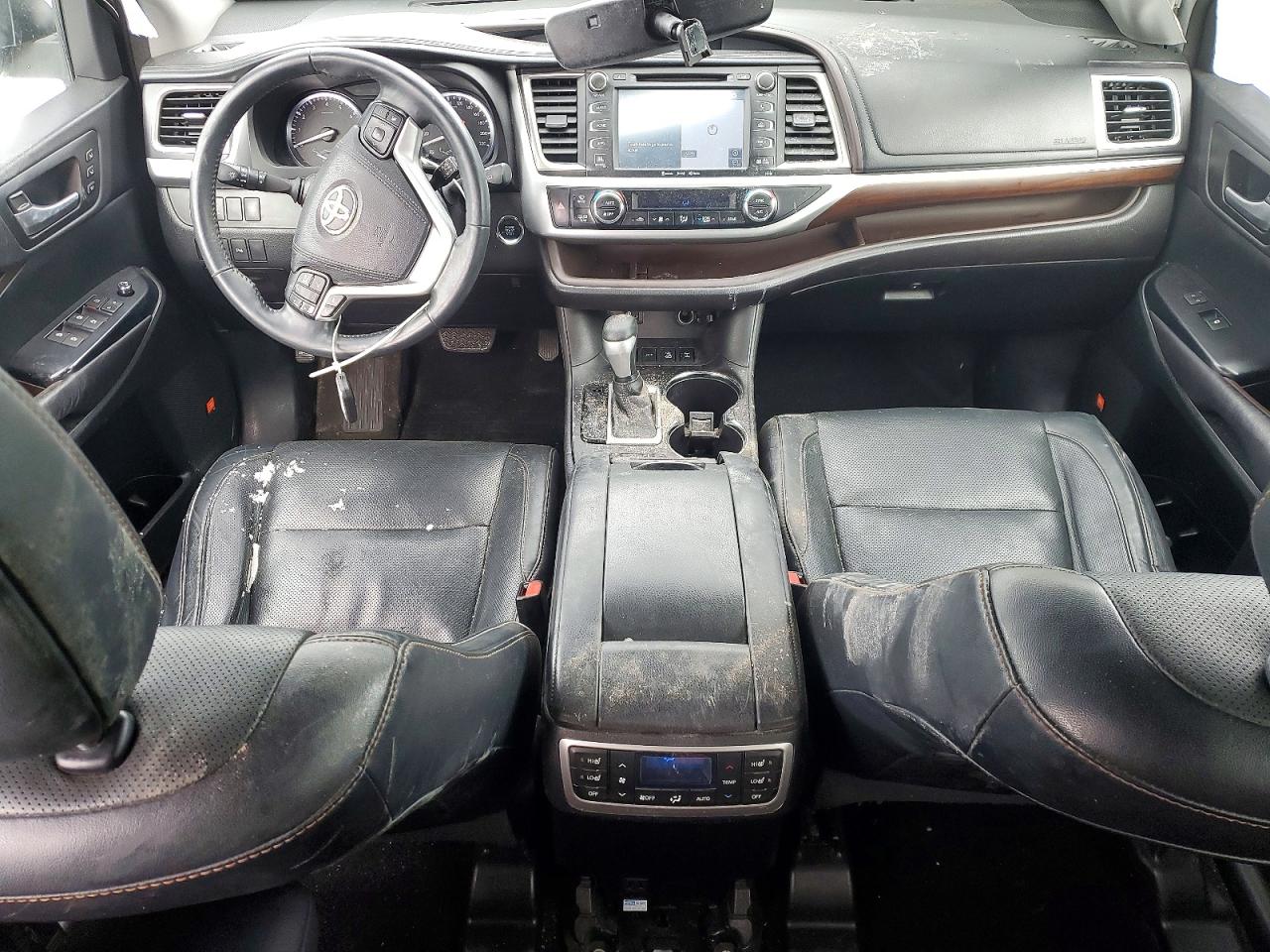 2016 TOYOTA HIGHLANDER LIMITED photo 8
