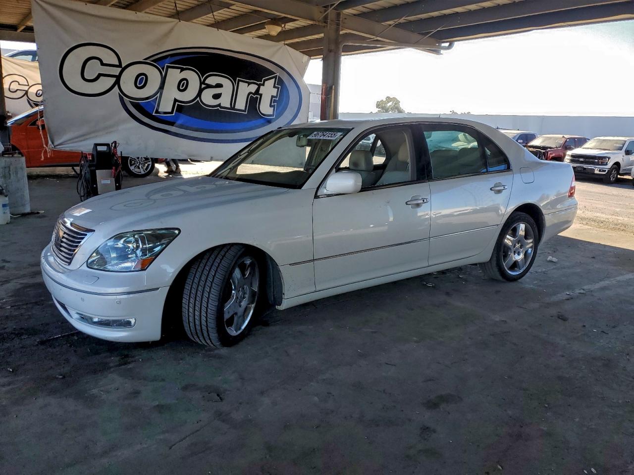 2005 LEXUS LS