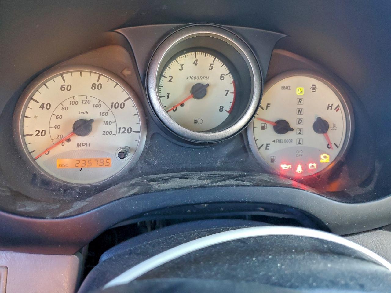 2003 TOYOTA RAV4 photo 9