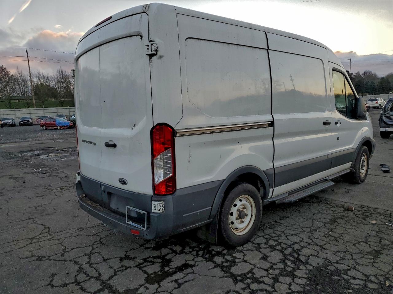2016 FORD TRANSIT T-150 photo 3