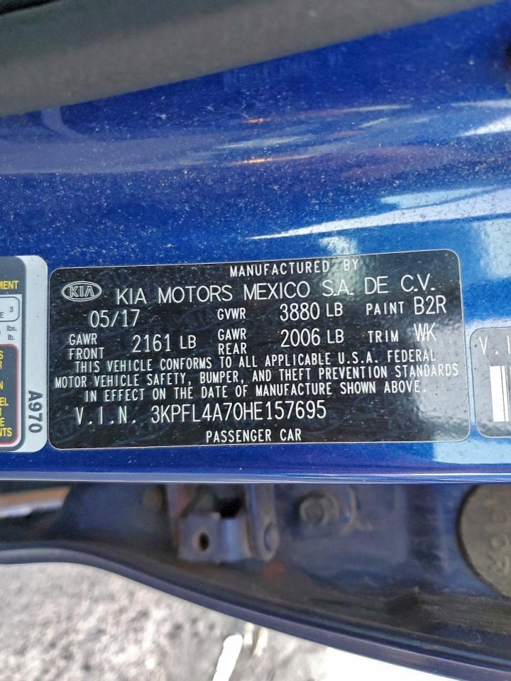 2017 KIA FORTE LX photo 12