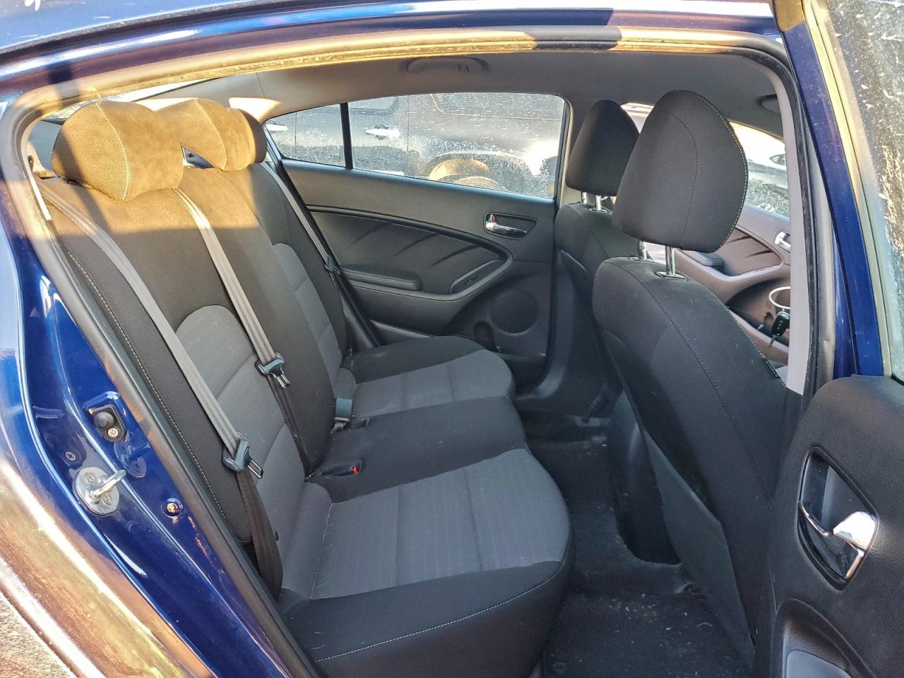 2017 KIA FORTE LX photo 10