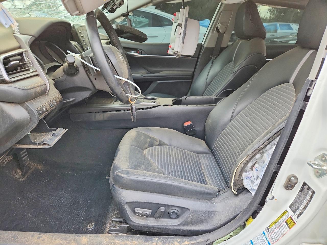 2024 TOYOTA CAMRY SE NIGHT SHADE photo 7
