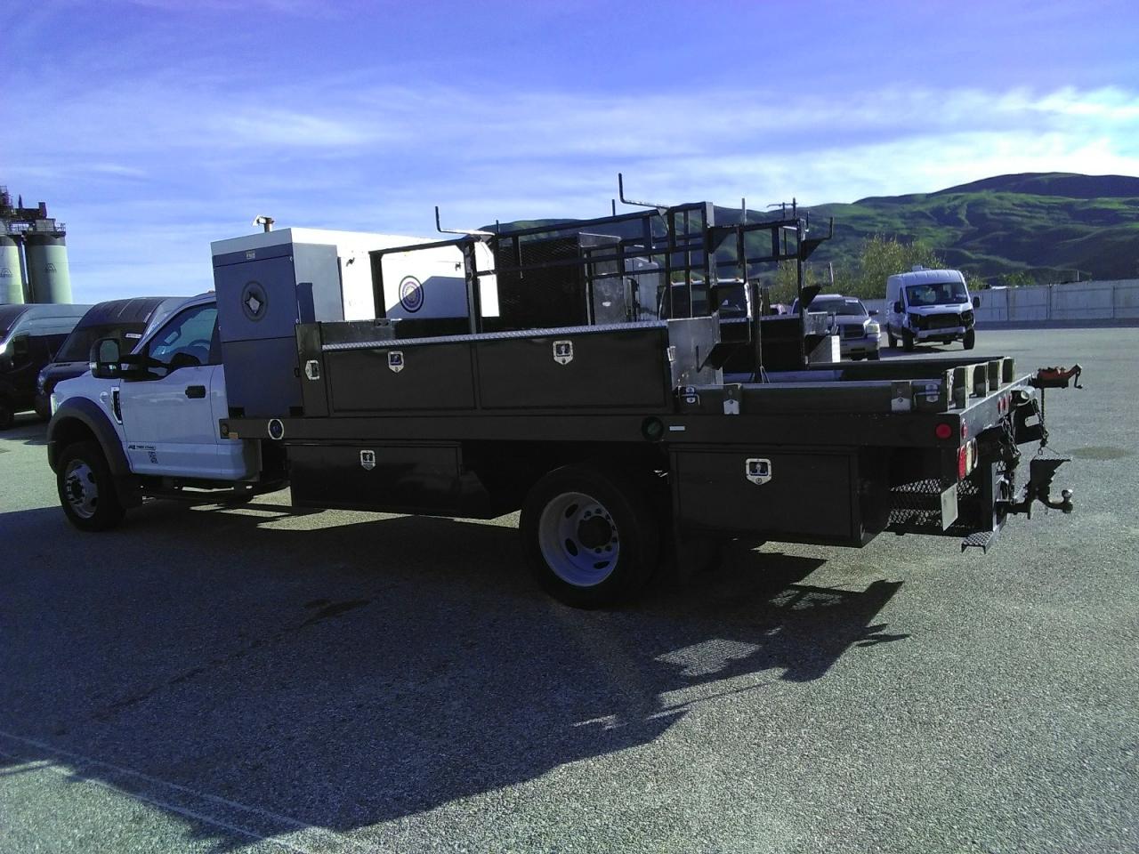 2019 FORD F550 SUPER DUTY UTILITY / SERVICE TRUCK photo 2