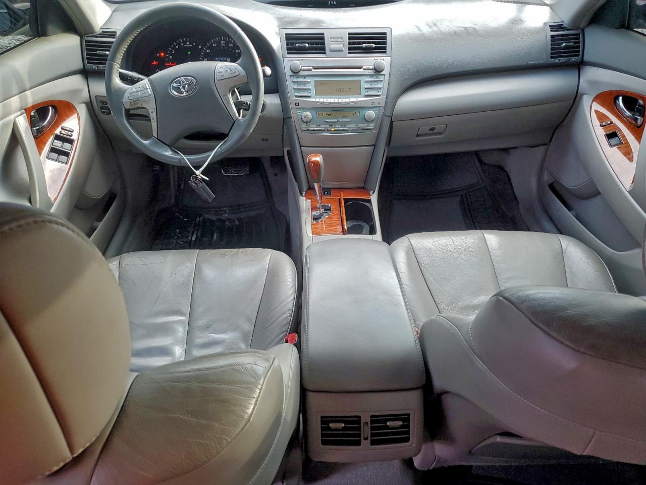 2008 TOYOTA CAMRY LE photo 8