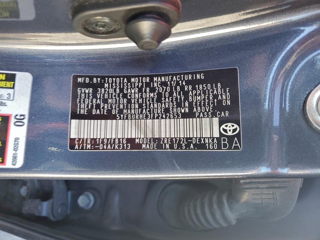 2015 TOYOTA COROLLA L photo 12