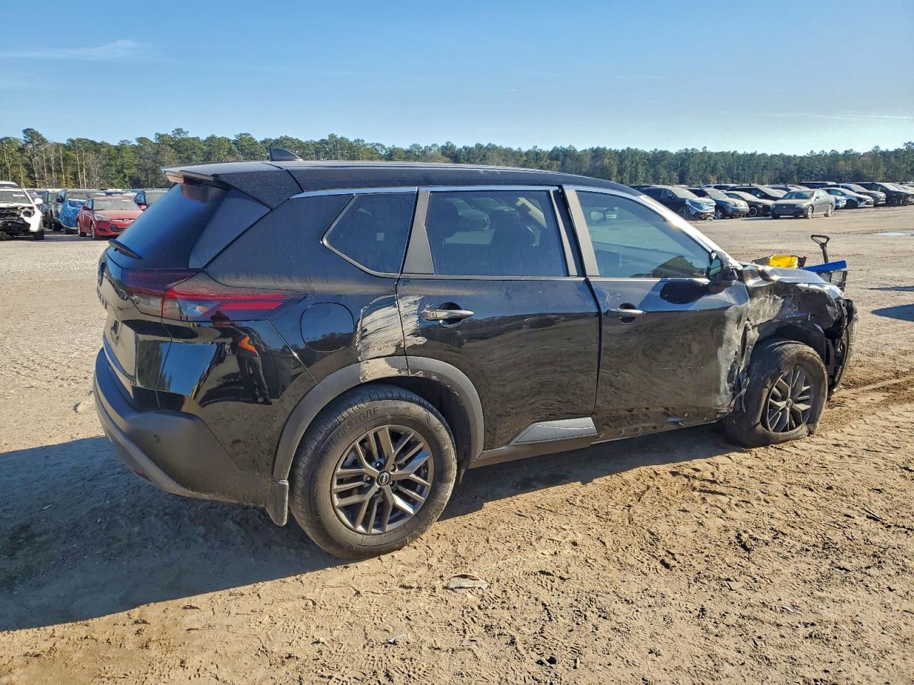 2023 NISSAN ROGUE S photo 3