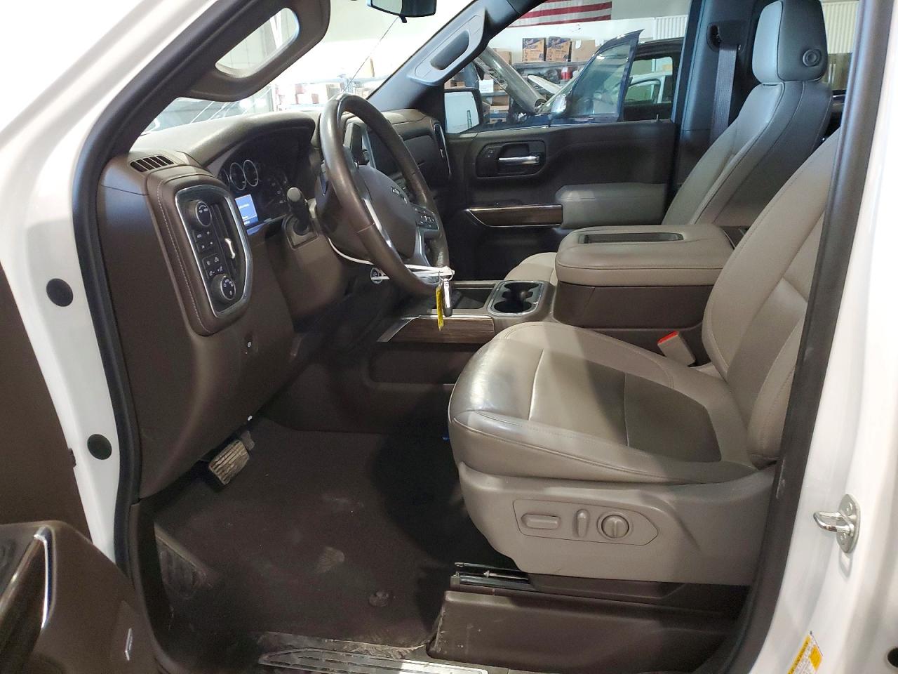 2021 CHEVROLET SILVERADO K1500 RST photo 7