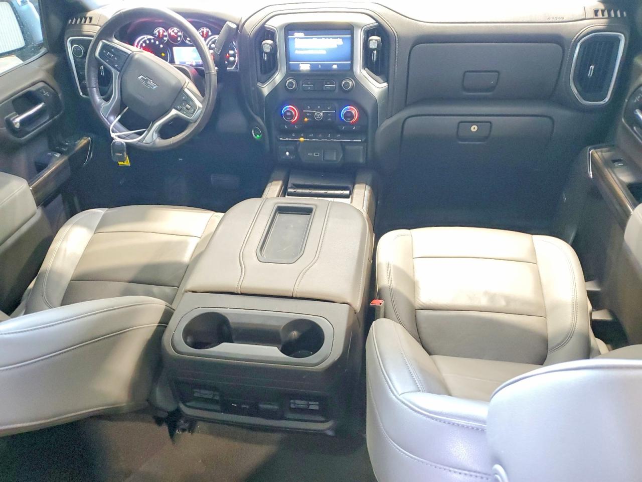 2021 CHEVROLET SILVERADO K1500 RST photo 8