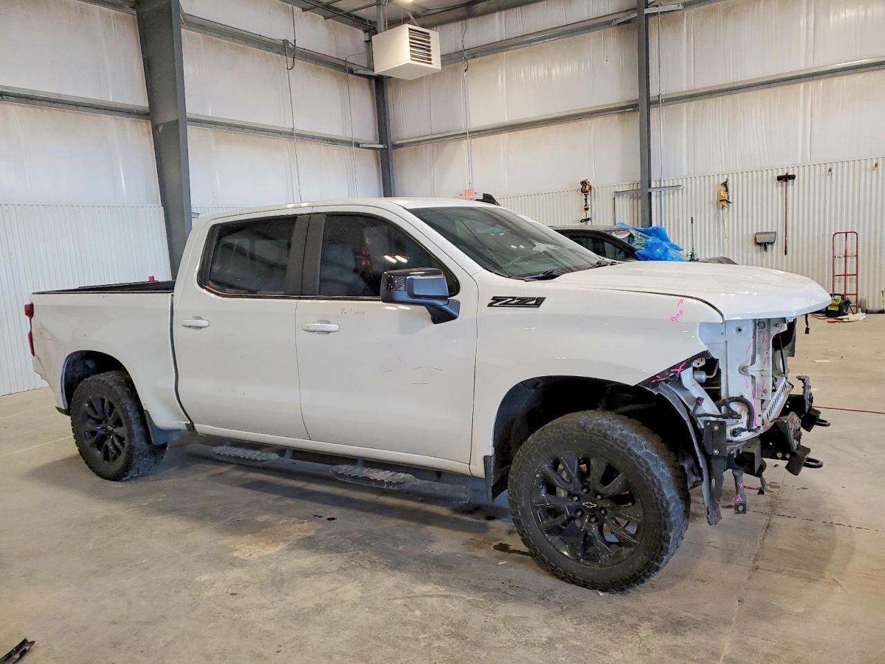 2021 CHEVROLET SILVERADO K1500 RST photo 4