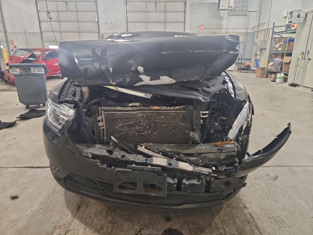 2014 FORD TAURUS SEL photo 9