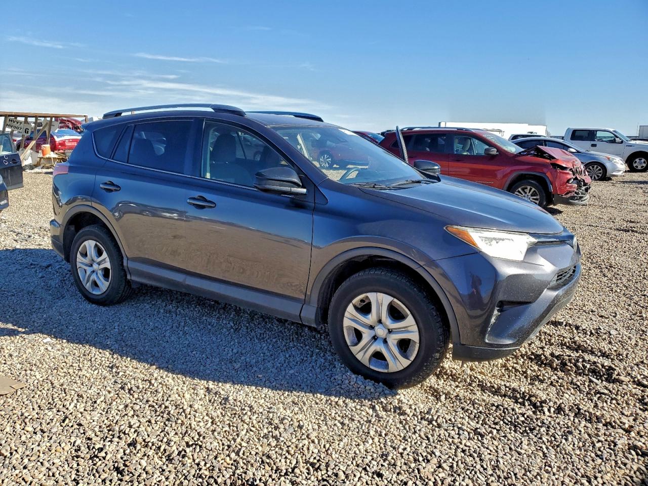 2018 TOYOTA RAV4 LE photo 4