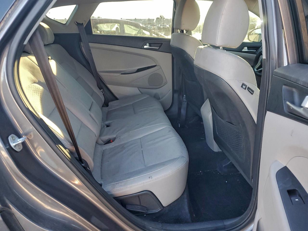 2020 HYUNDAI TUCSON SE photo 11