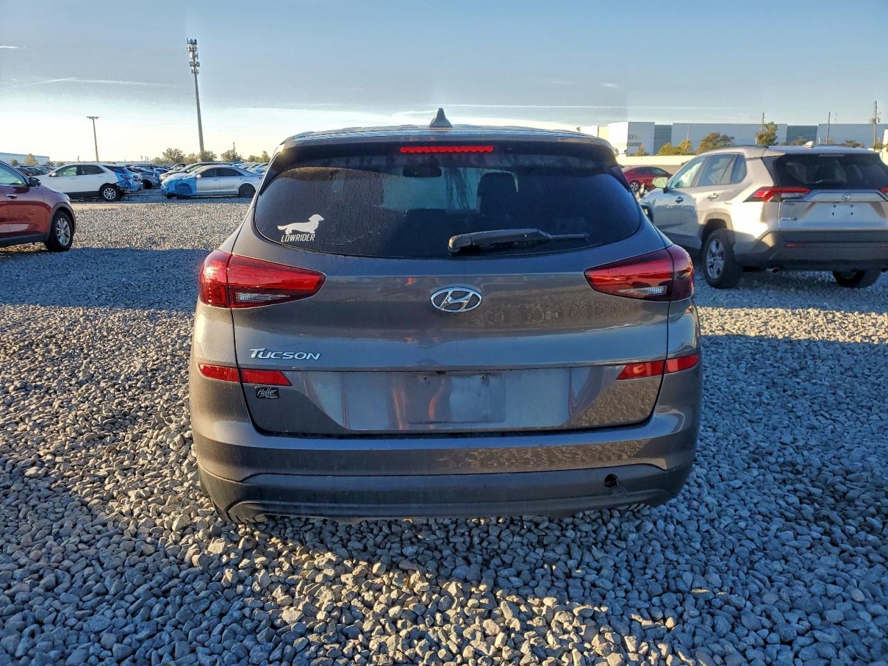 2020 HYUNDAI TUCSON SE photo 6