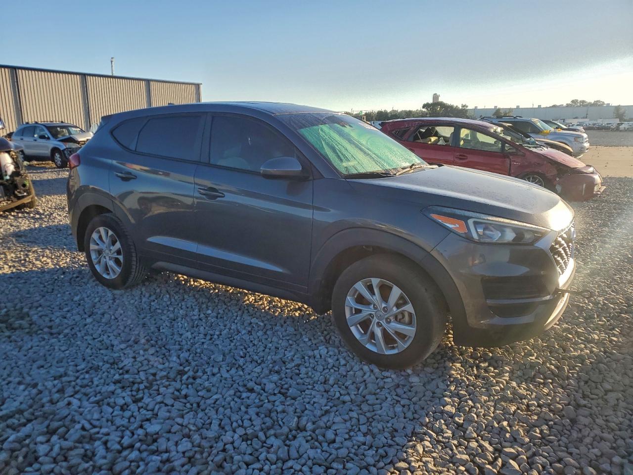 2020 HYUNDAI TUCSON SE photo 4