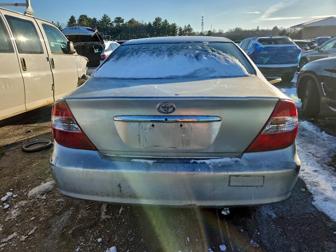2004 TOYOTA CAMRY LE photo 6