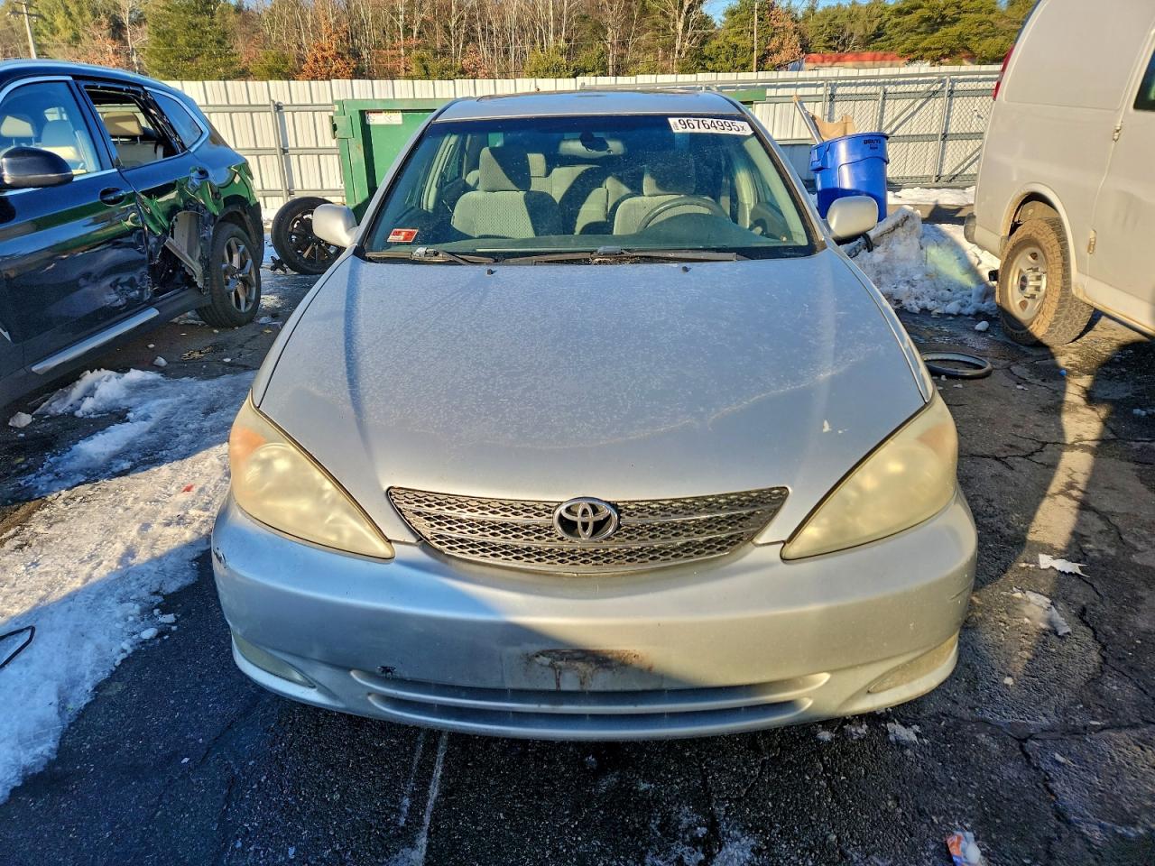 2004 TOYOTA CAMRY LE photo 5