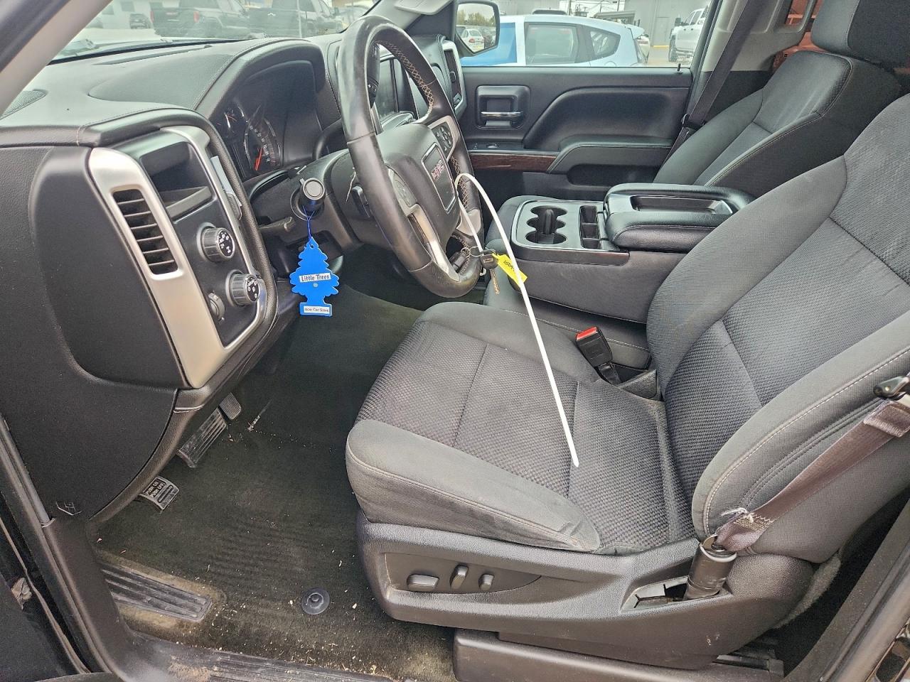 2015 GMC SIERRA K1500 SLE photo 7