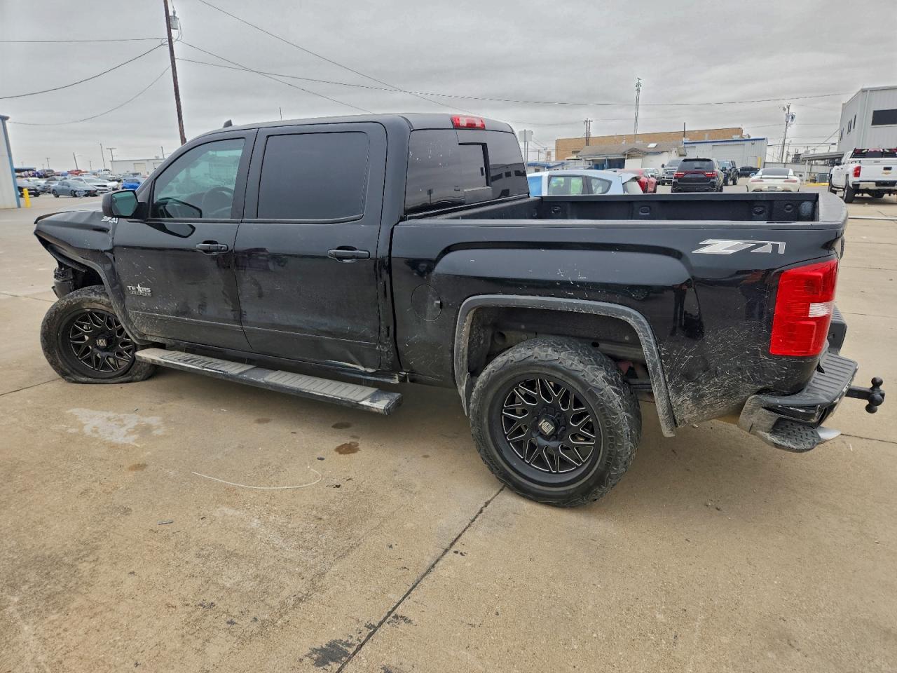 2015 GMC SIERRA K1500 SLE photo 2