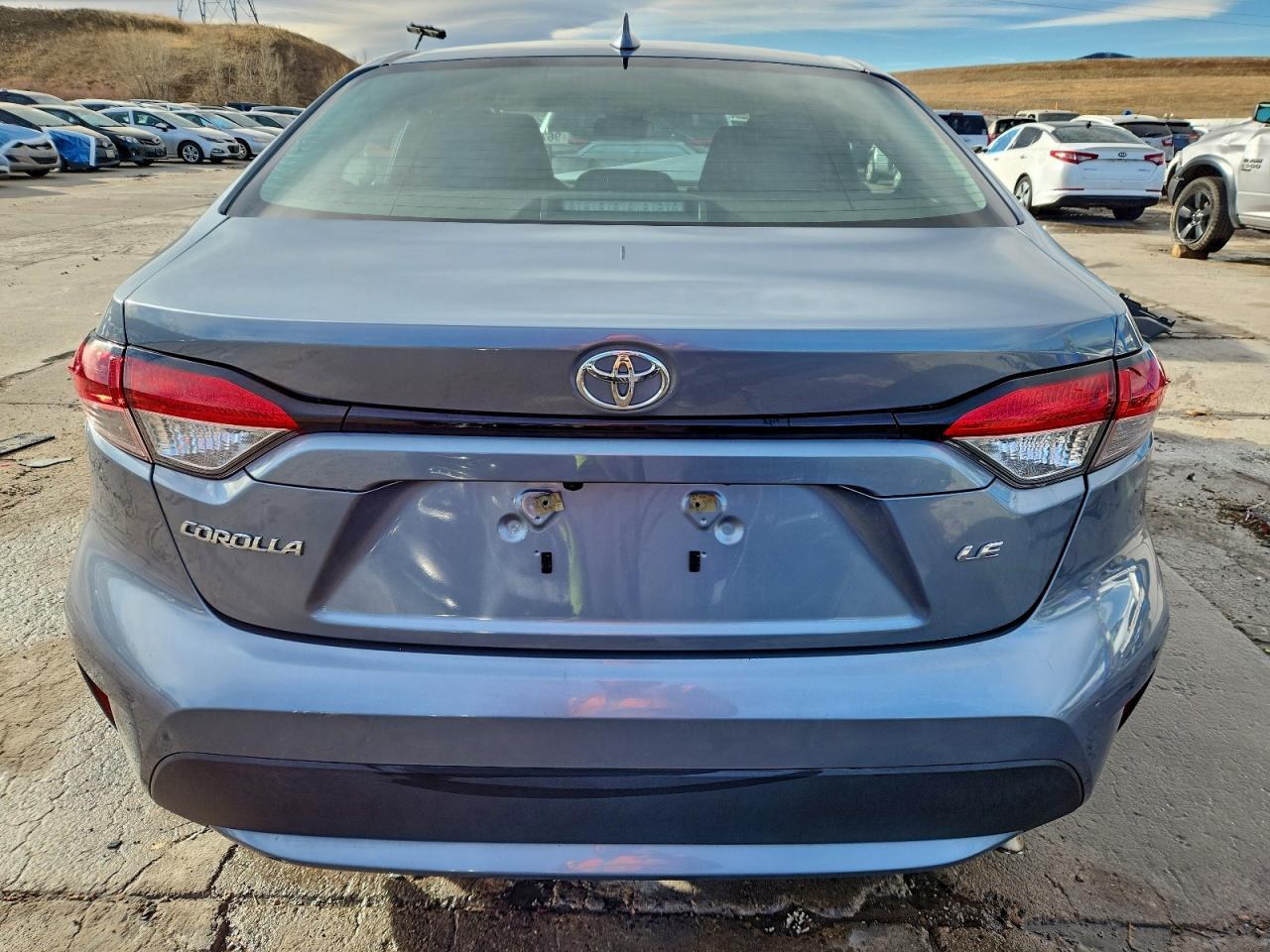 2021 TOYOTA COROLLA LE photo 6