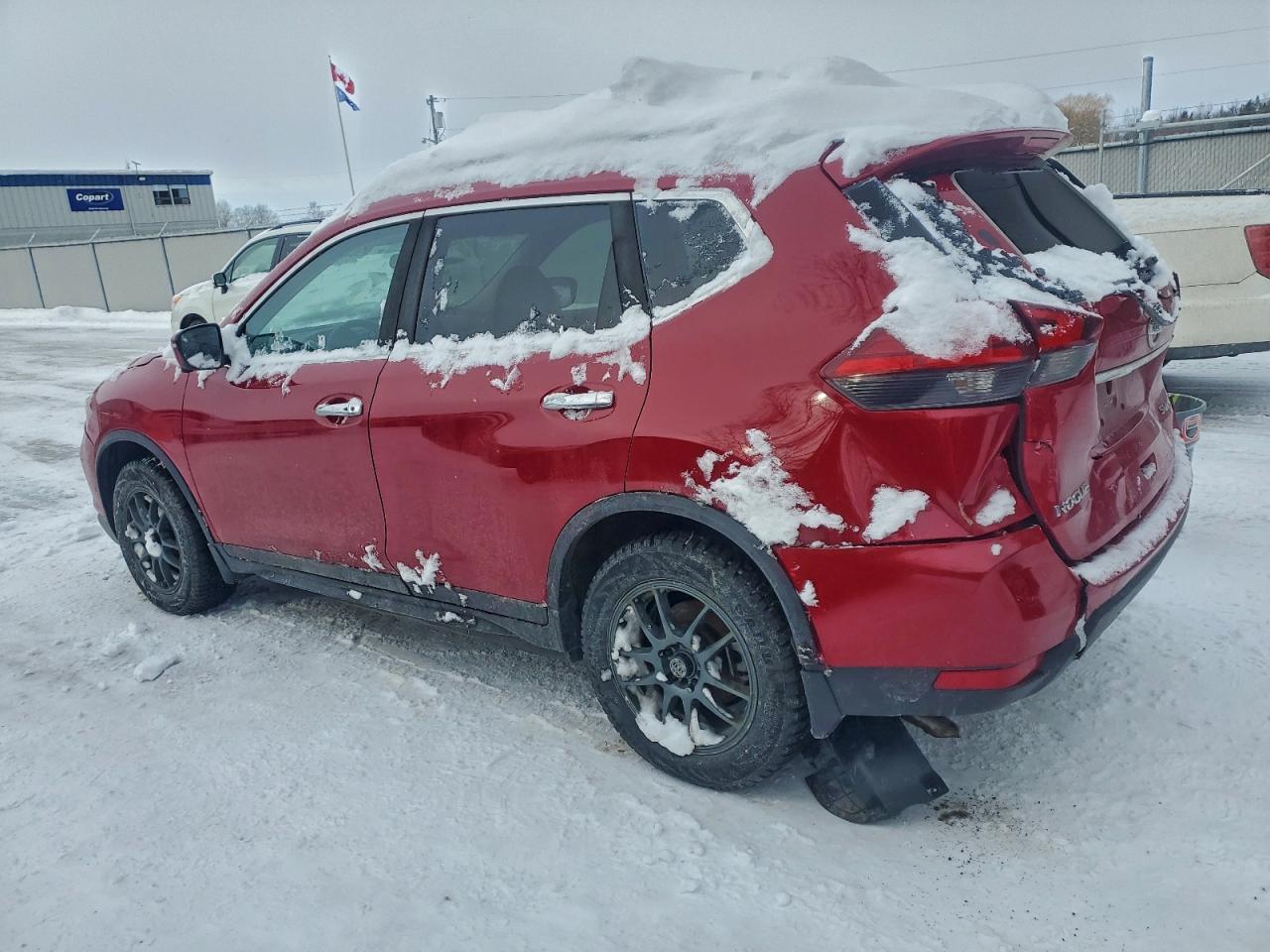 2017 NISSAN ROGUE SV photo 2