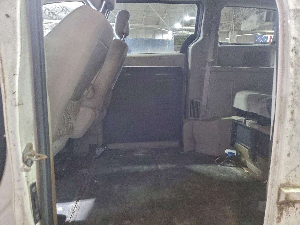 2012 DODGE GRAND CARAVAN SE photo 11