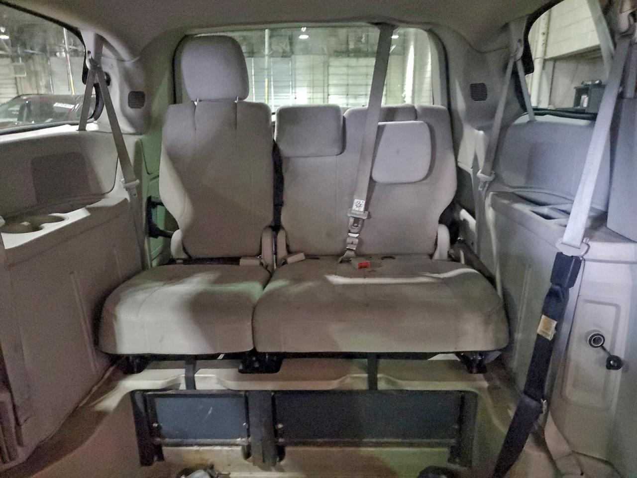 2012 DODGE GRAND CARAVAN SE photo 10