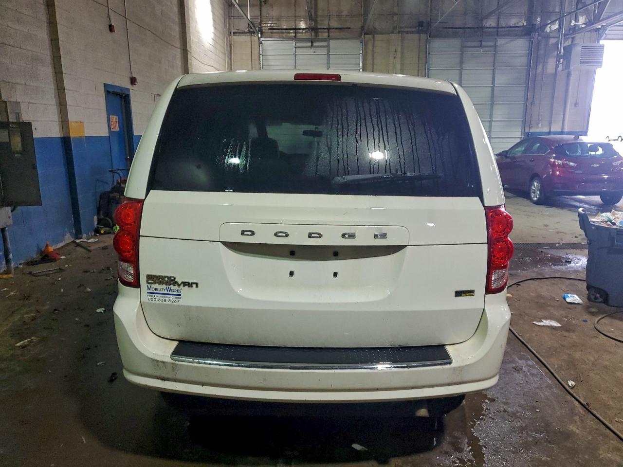 2012 DODGE GRAND CARAVAN SE photo 6