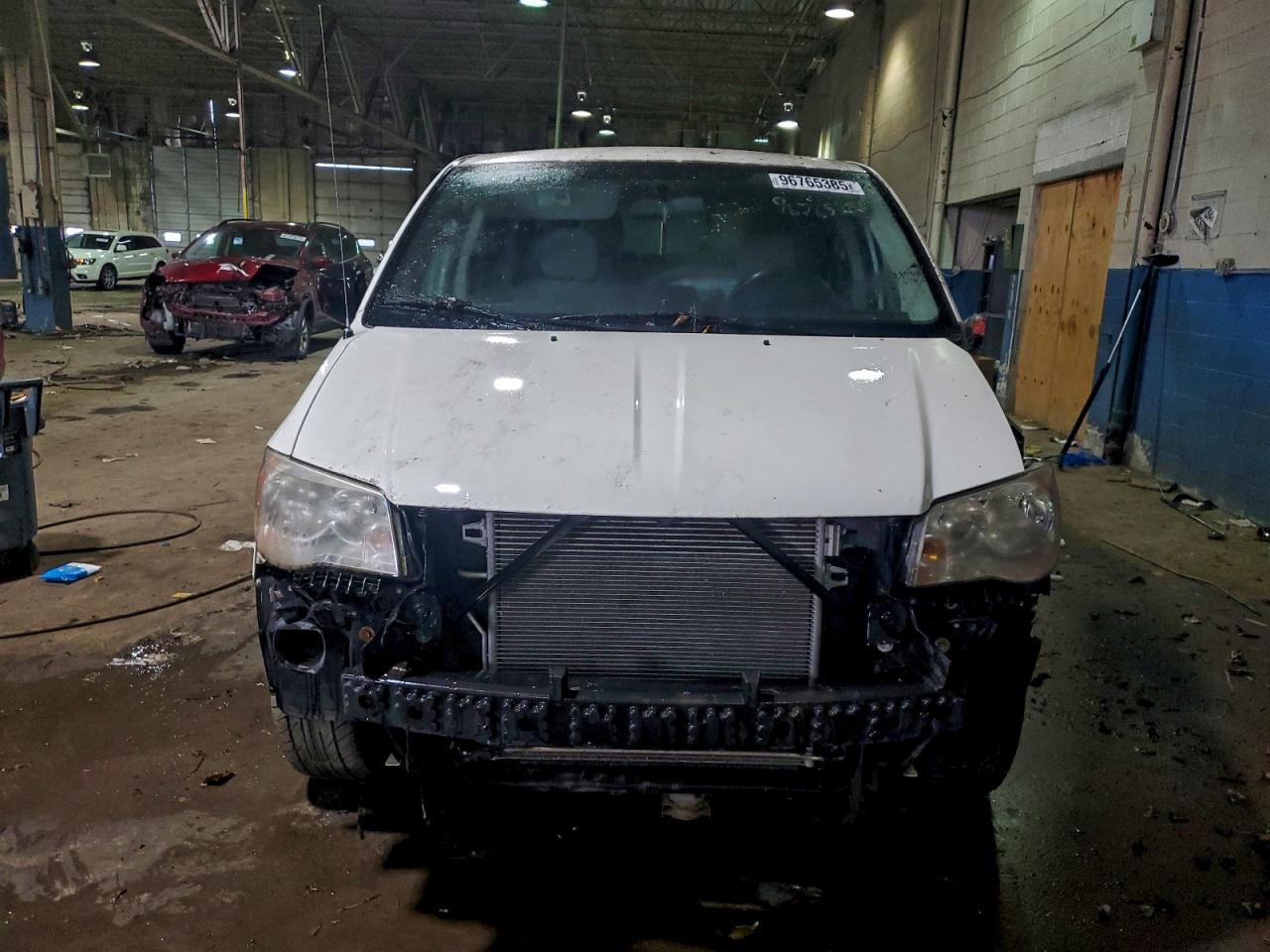 2012 DODGE GRAND CARAVAN SE photo 5