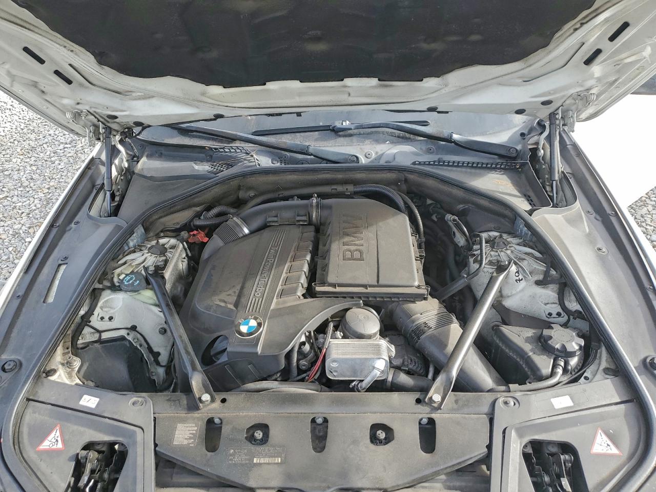 2013 BMW 535 I photo 11