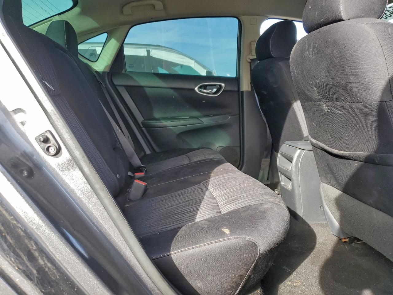2016 NISSAN SENTRA S photo 10