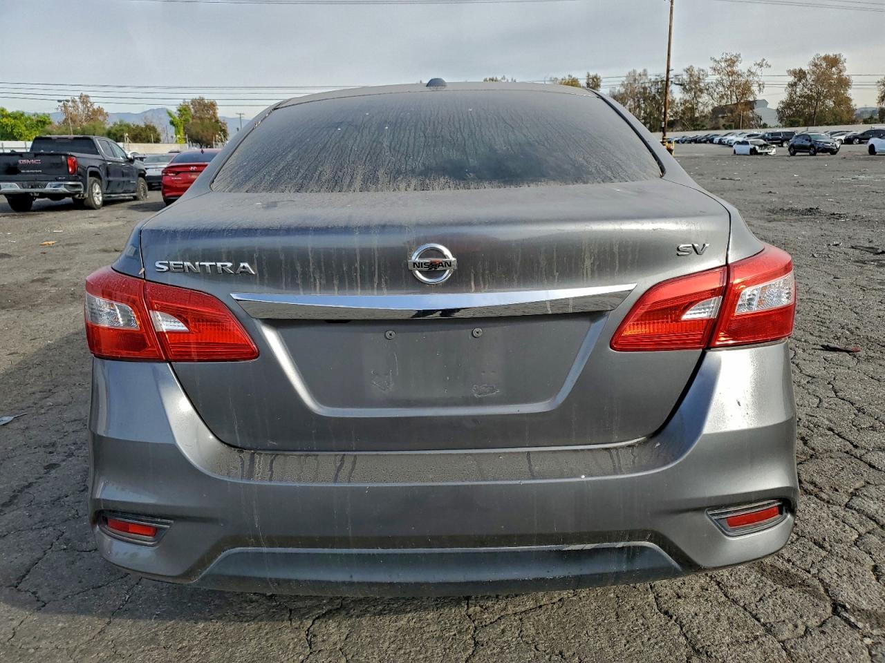 2016 NISSAN SENTRA S photo 6