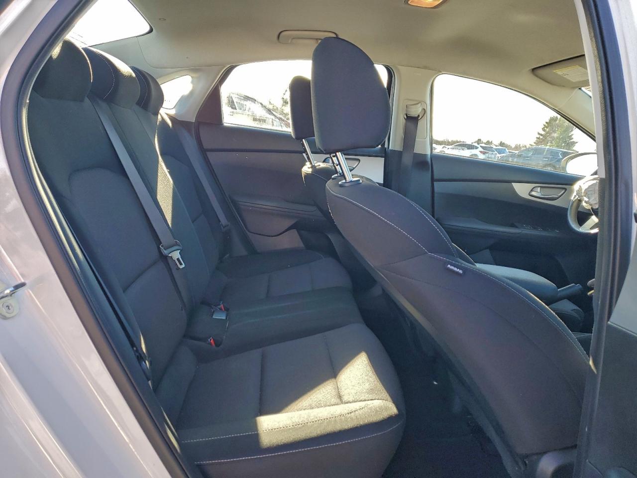 2023 KIA FORTE LX photo 10