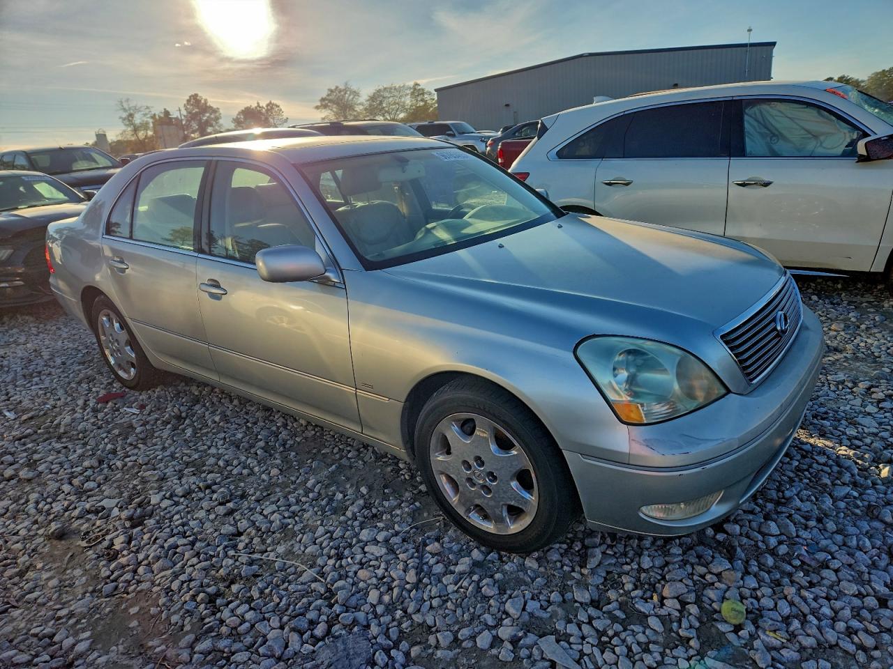 2001 LEXUS LS 430 photo 4
