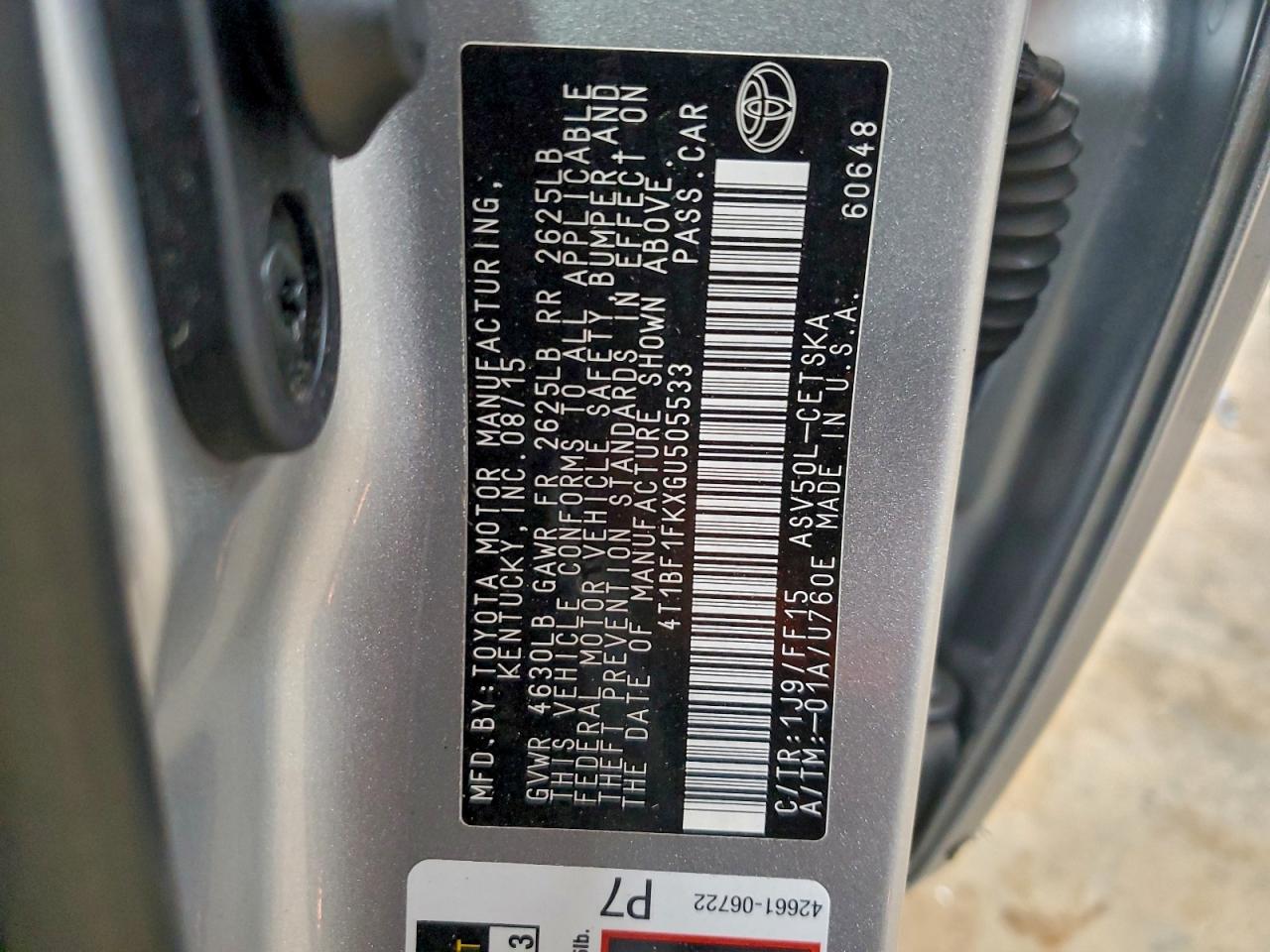 2016 TOYOTA CAMRY LE photo 12
