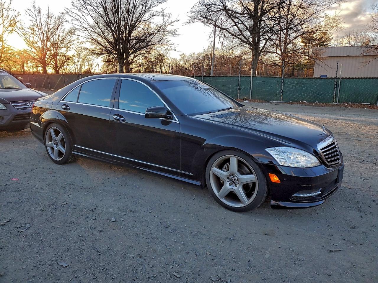 2011 MERCEDES-BENZ S 550 photo 4
