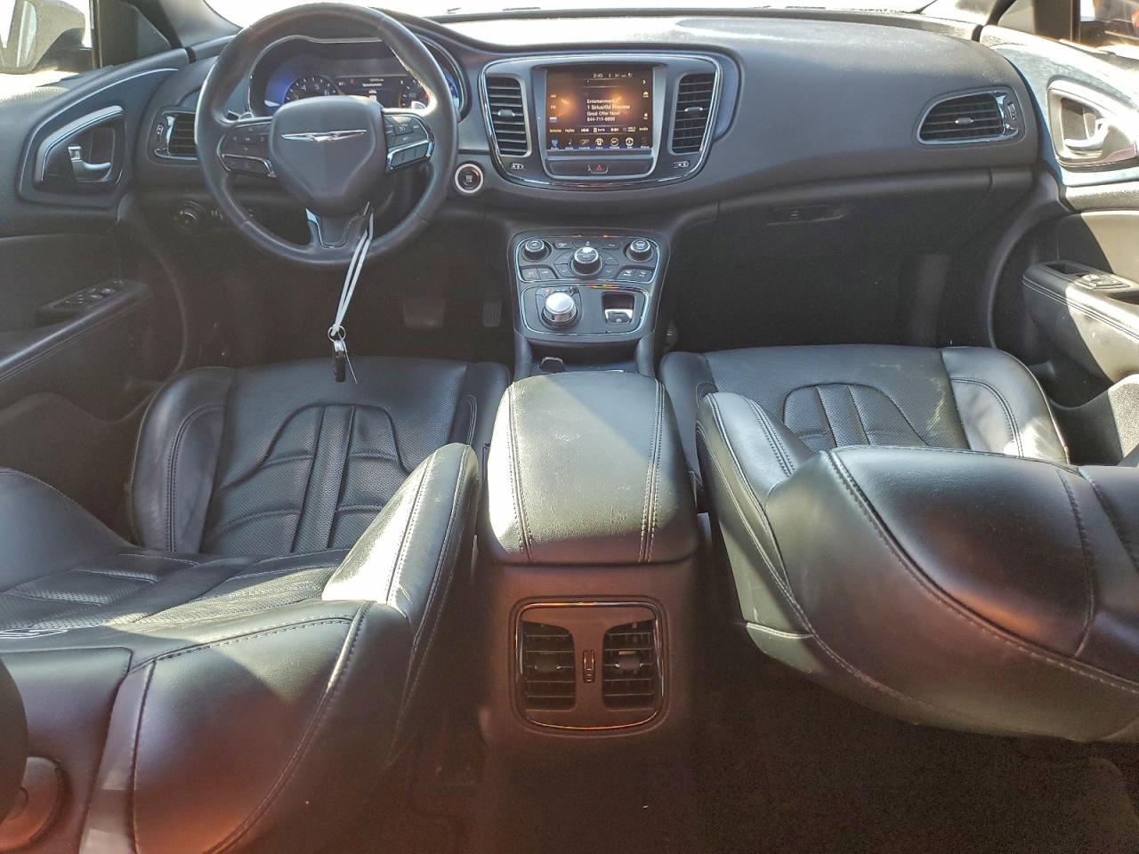 2016 CHRYSLER 200 S photo 8