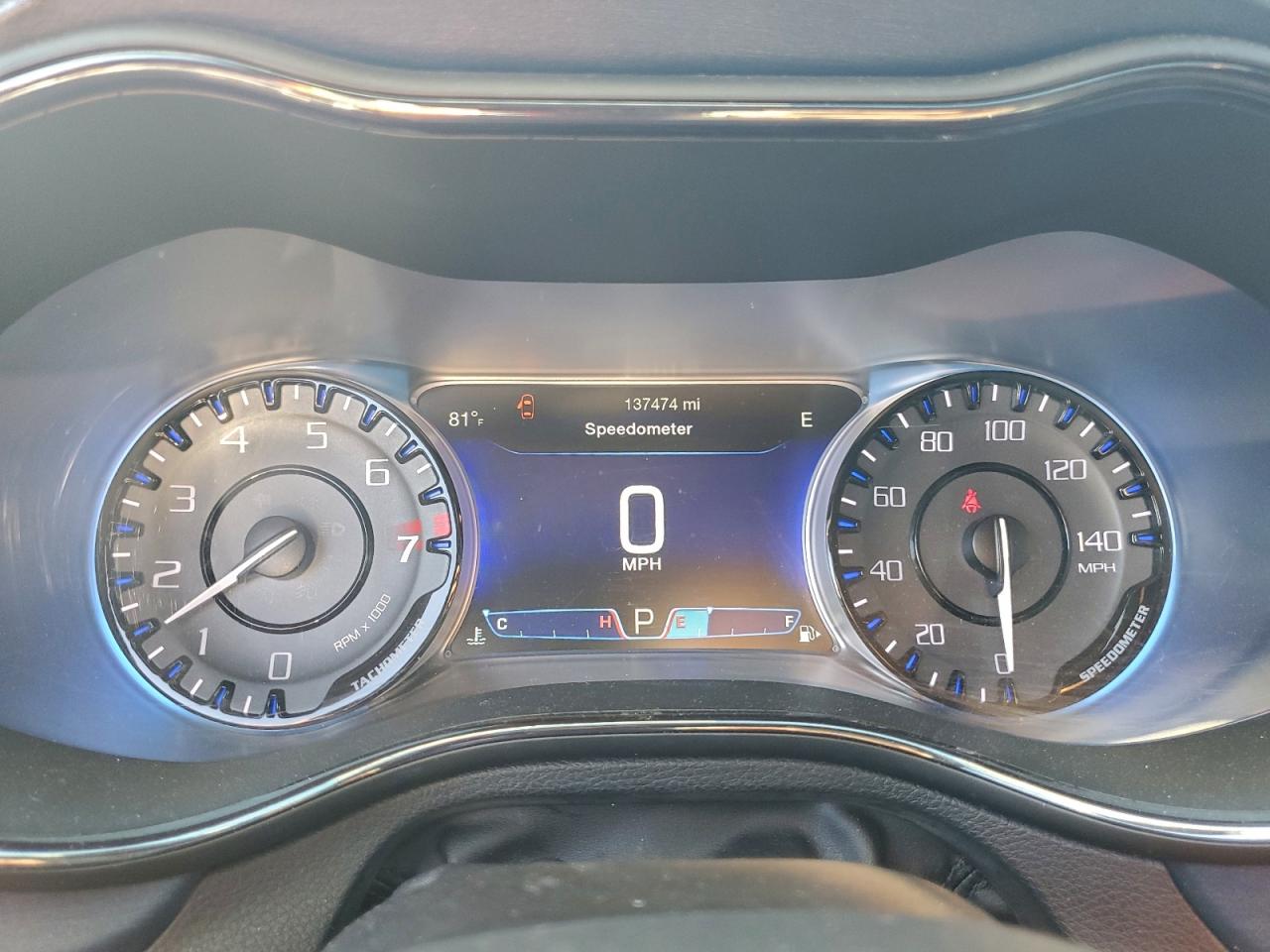 2016 CHRYSLER 200 S photo 9