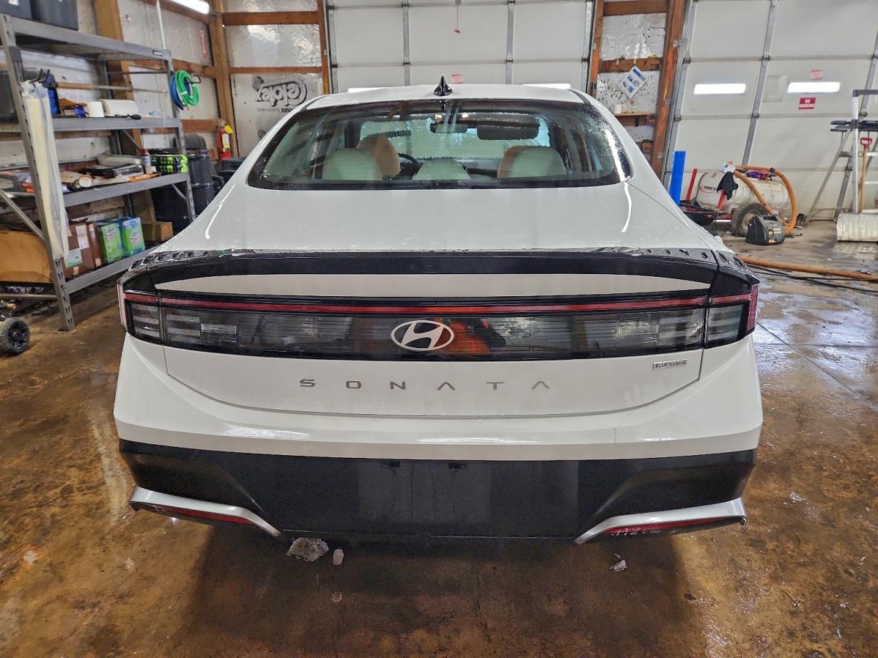 2026 HYUNDAI SONATA HYBRID photo 6
