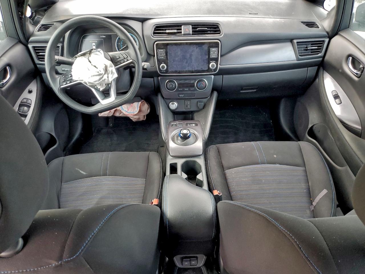 2024 NISSAN LEAF S photo 8