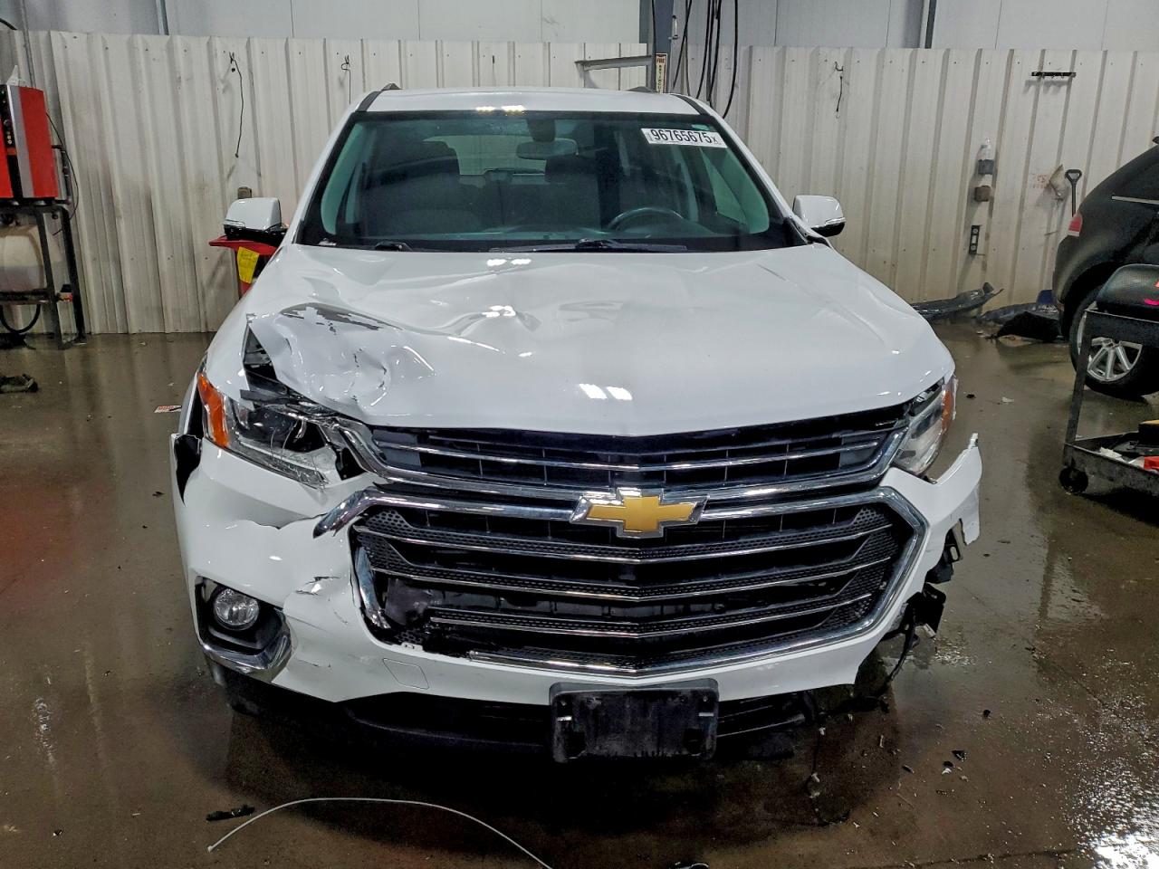 2019 CHEVROLET TRAVERSE LT photo 5