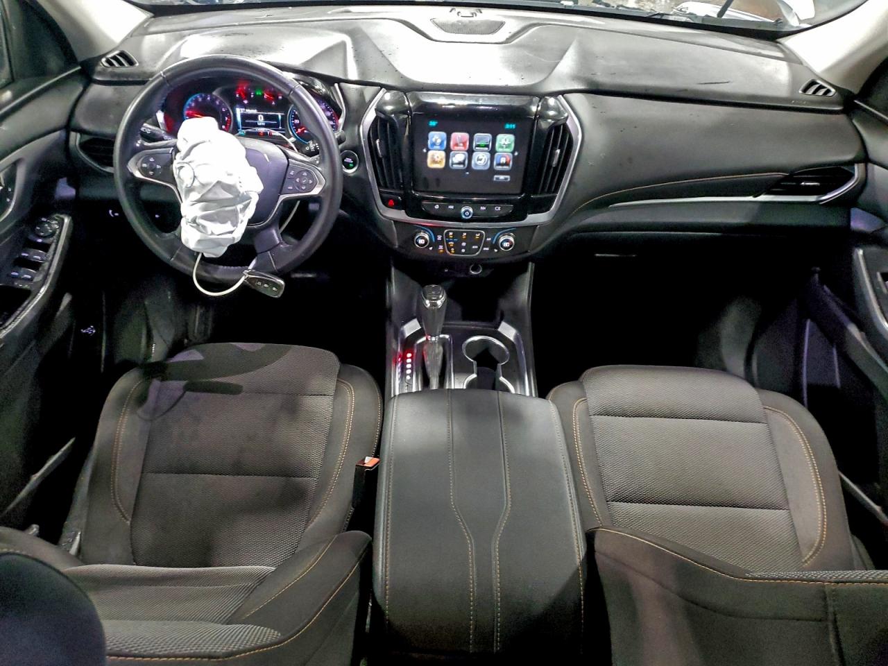 2019 CHEVROLET TRAVERSE LT photo 8