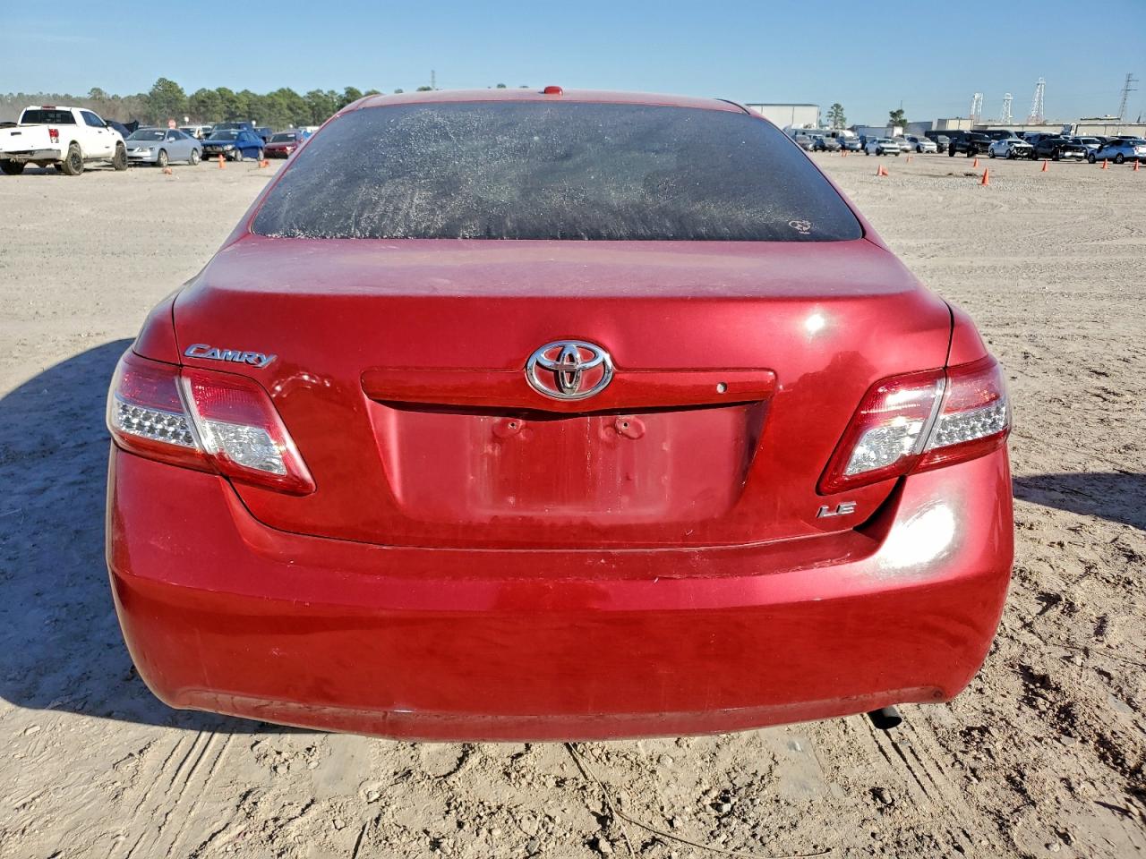 2010 TOYOTA CAMRY BASE photo 6