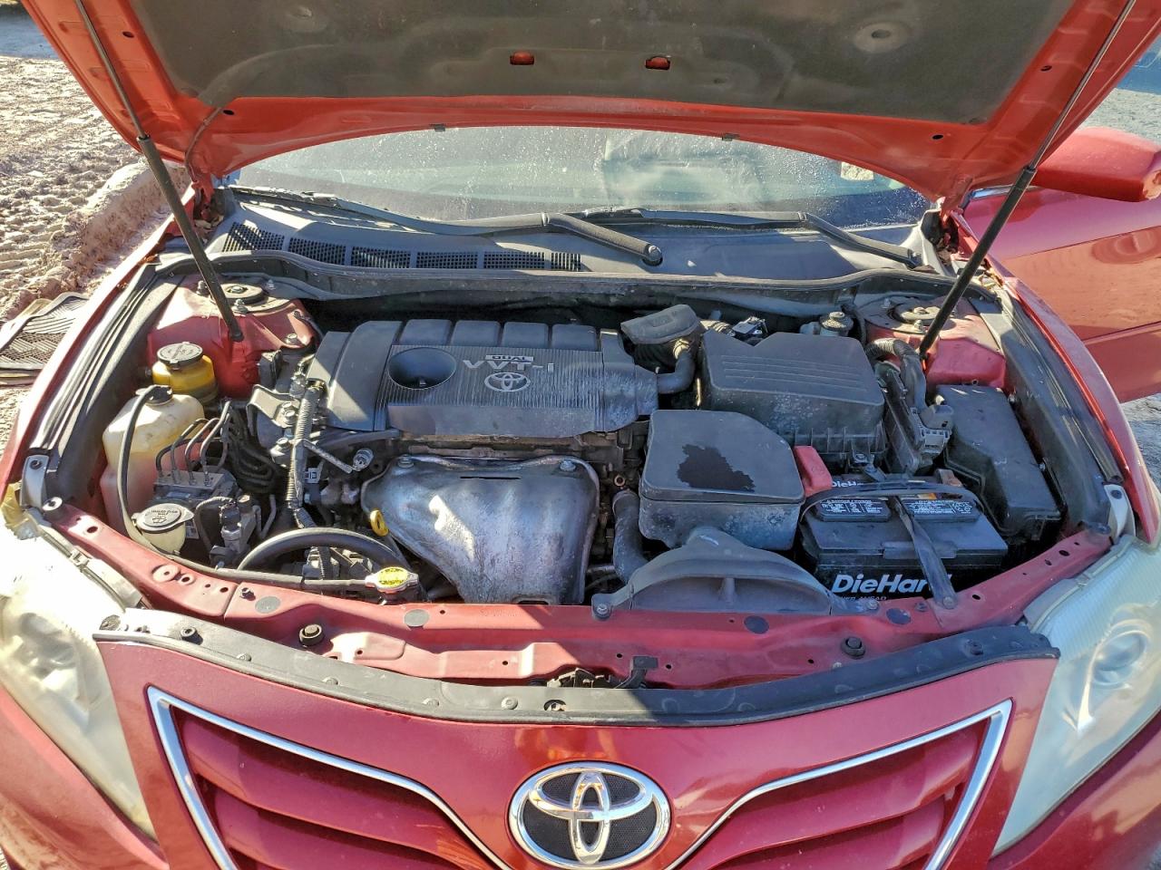 2010 TOYOTA CAMRY BASE photo 11