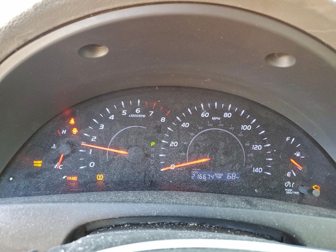 2010 TOYOTA CAMRY BASE photo 9