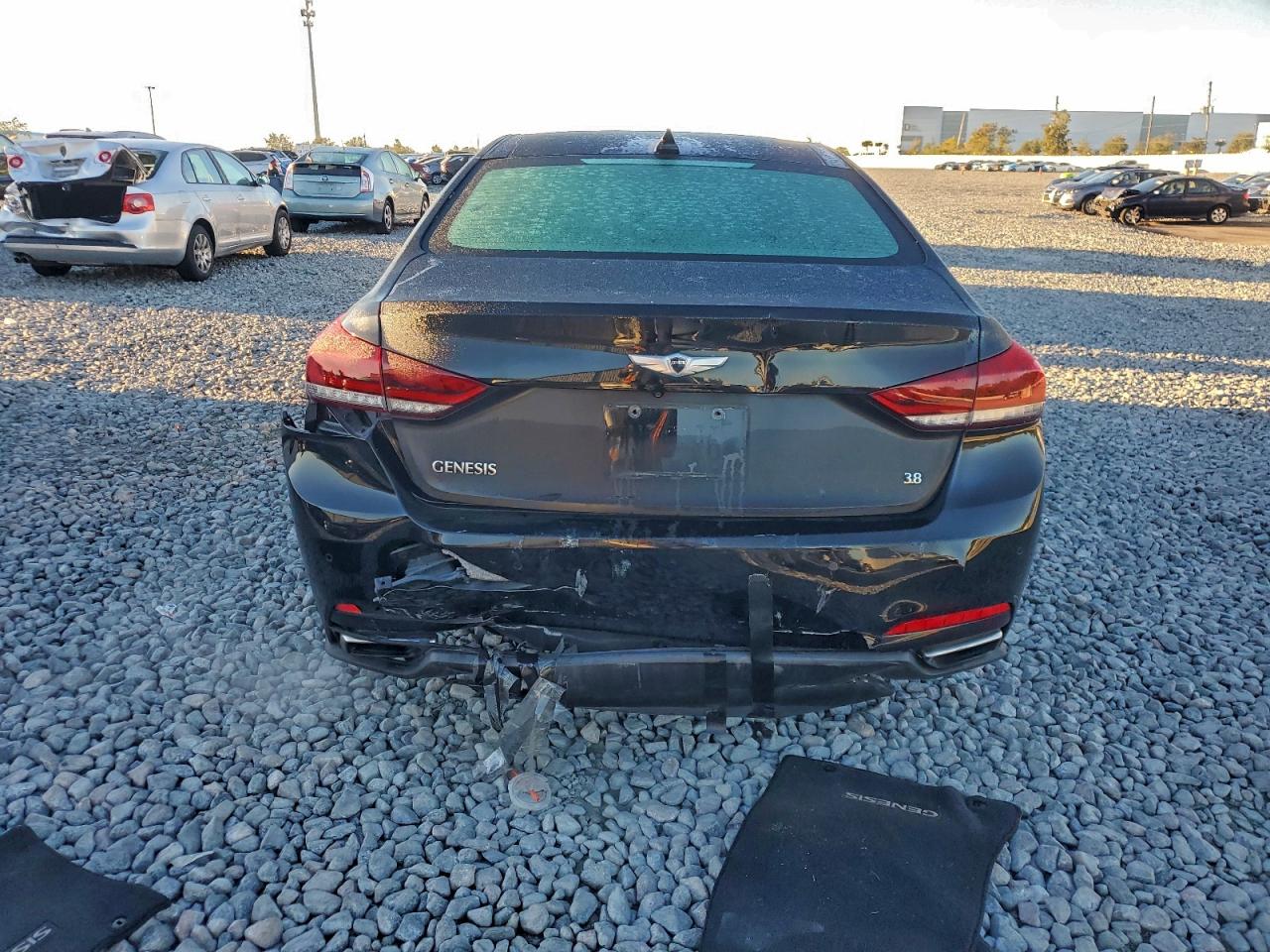 2015 HYUNDAI GENESIS 3.8L photo 6